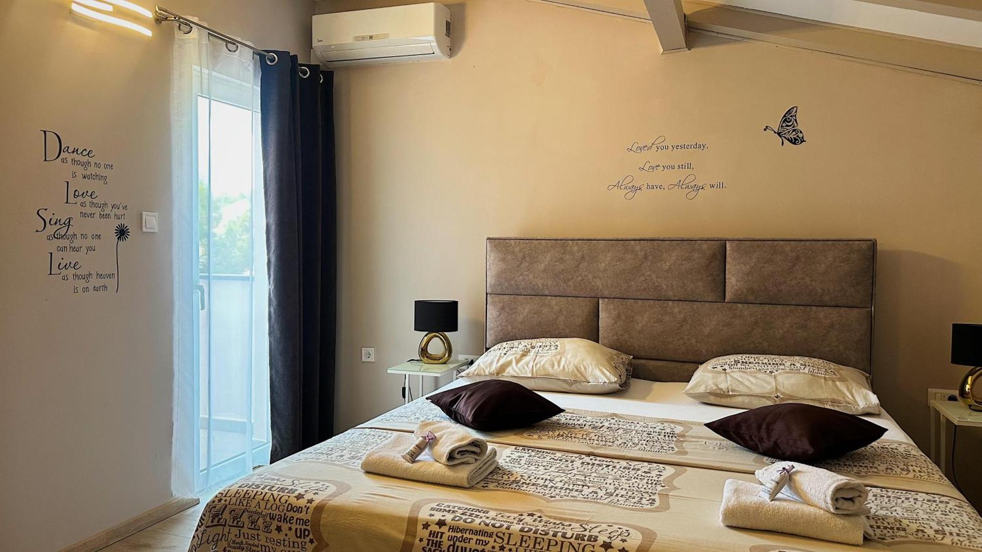 Apartments Matea Tisno Zewnętrze zdjęcie