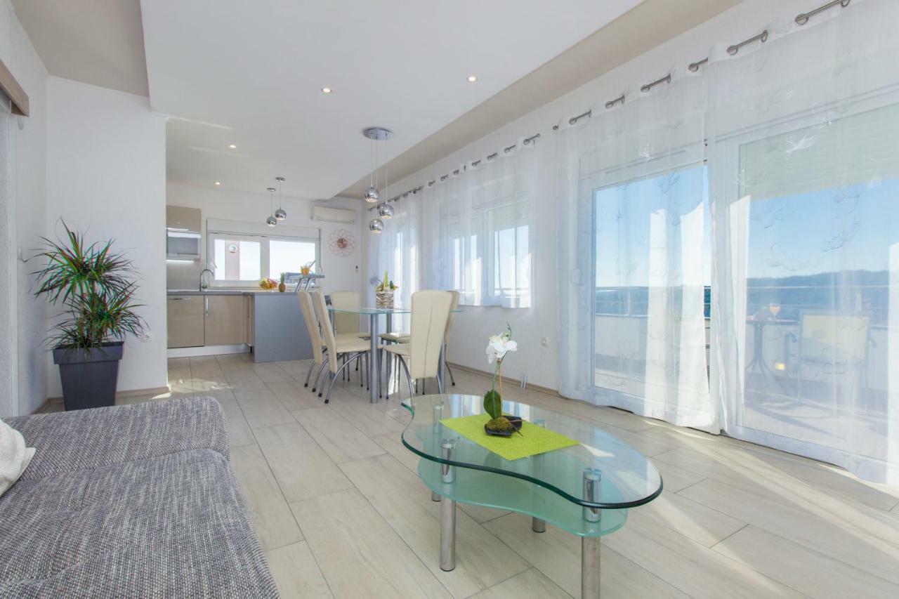 Apartments Matea Tisno Zewnętrze zdjęcie